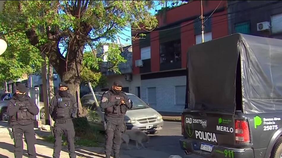 Toma de rehenes trágica en Caseros, AGENCIA NA
