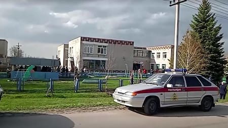Drama en Rusia, un hombre disparó en un jardín de infantes, foto captura video Reuters