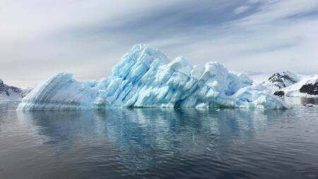 Un gigantesco iceberg se desprendió en la Antártida. Foto Unsplash