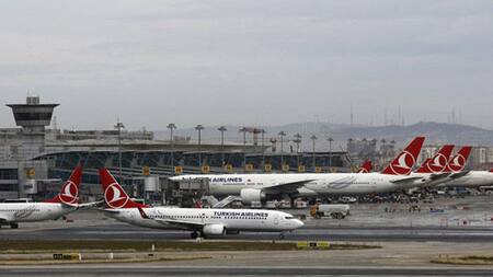 Un piloto murió en pleno vuelo y obligó a un aterrizaje de emergencia en Nueva York