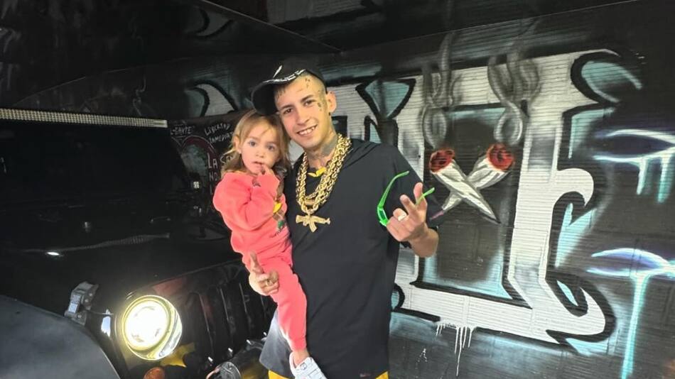 L-Gante junto a su hija Jamaica. Foto: Instagram.
