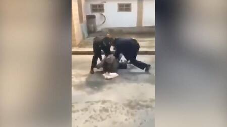 Coronavirus: videos de brutales detenciones en China por no usar barbijo