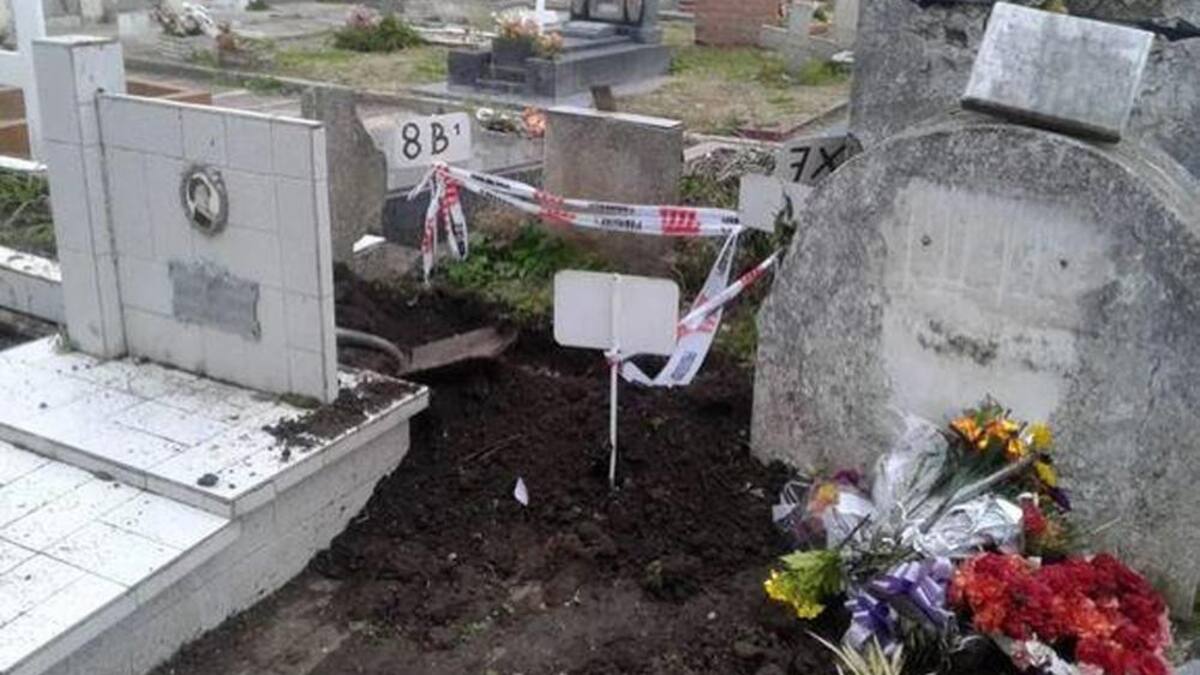 Tumba de bebé profanada en Miramar, cementerio