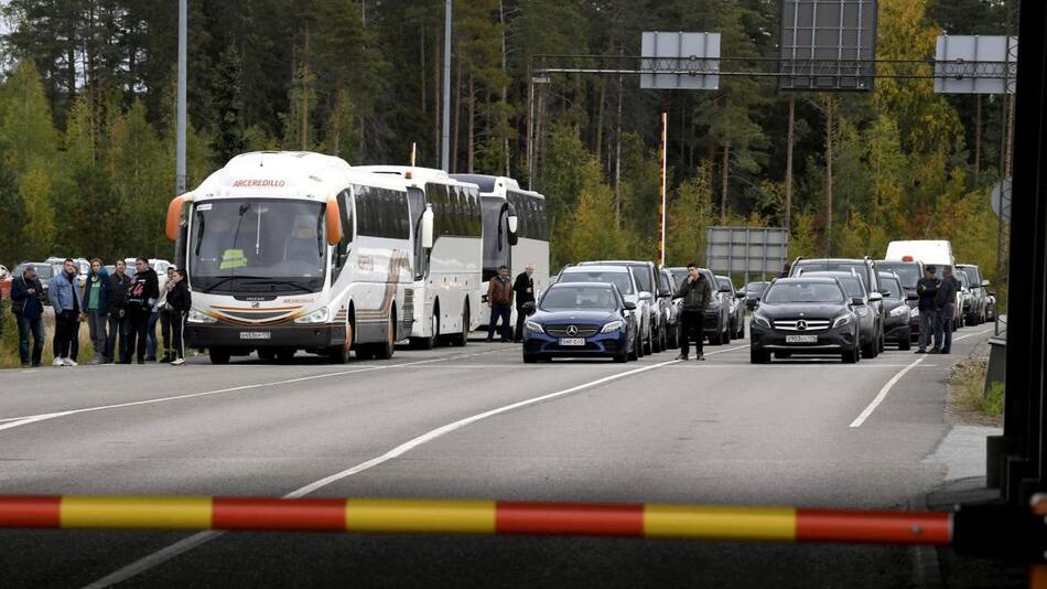 Finlandia levantará una valla en la frontera con Rusia_Reuters