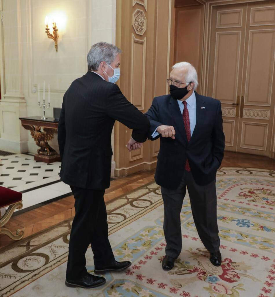 El canciller Felipe Solá tuvo un almuerzo de trabajo con el embajador de Estados Unidos Edward Prado, FOTO CANCILLERIA