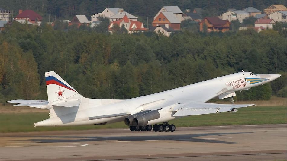 El avión bombardero TU-160. Foto: Wikipedia.
