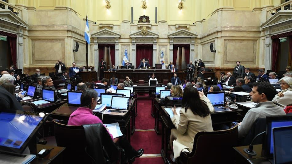 Sesión en el Senado.