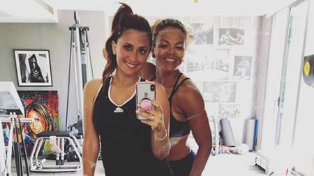 Antonela Roccuzzo - Ejercicios