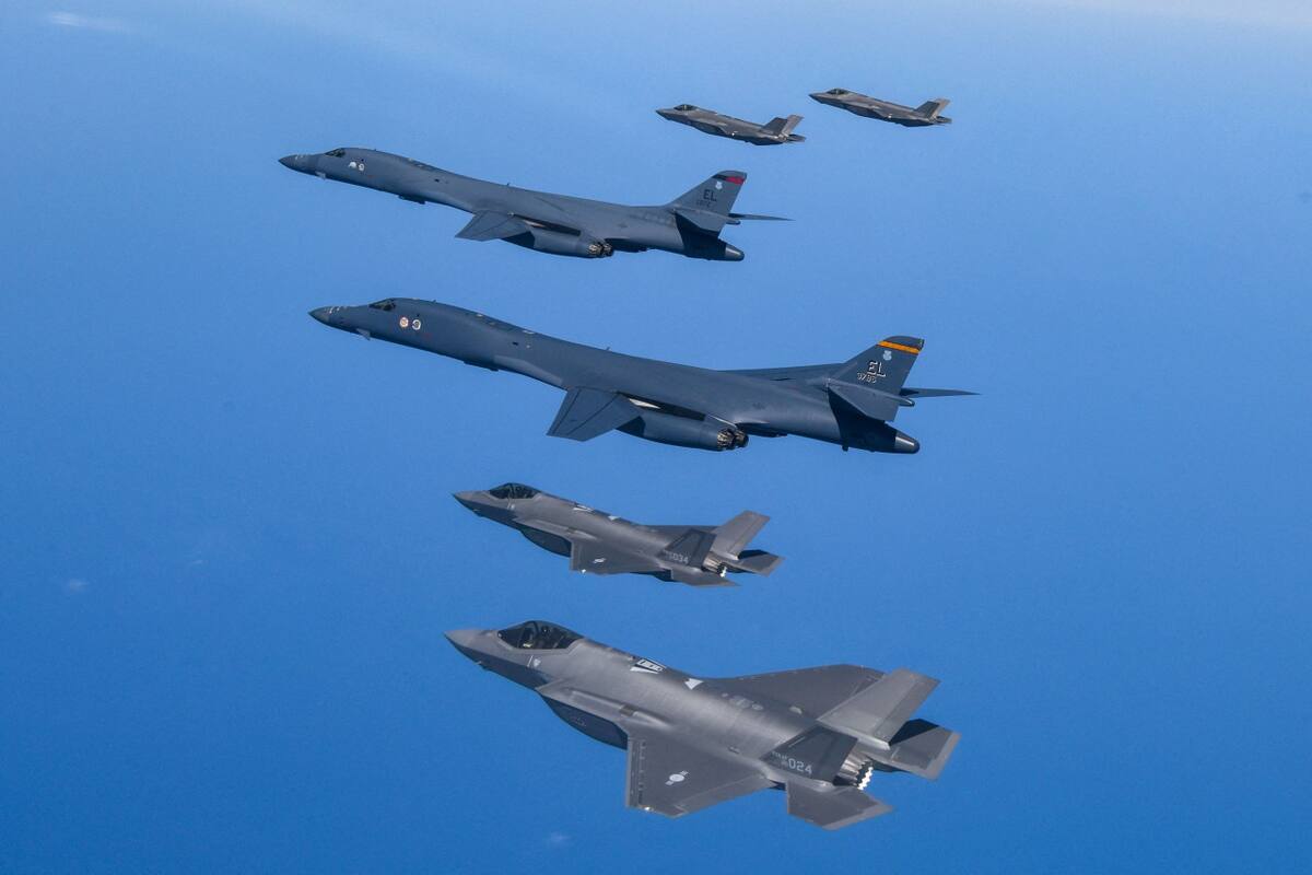 Aviones de Estados Unidos y Corea del Sur en el trabajo en conjunto. Foto: Reuters.
