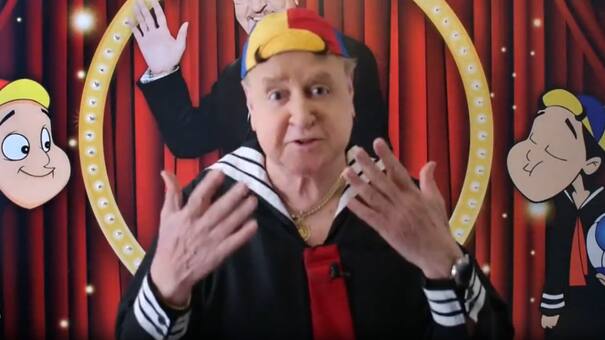 Lluvia de críticas a Carlos Villagrán en México por el video de "Quico" pidiendo que no crucen la frontera: "Dignidad"