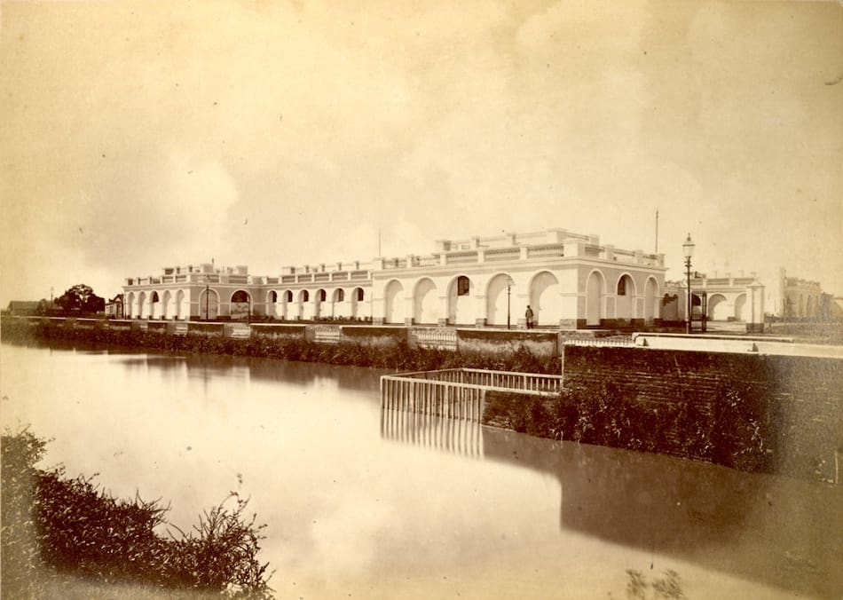 Vista del caserón de Rosas, años después del derrocamiento del gobernador