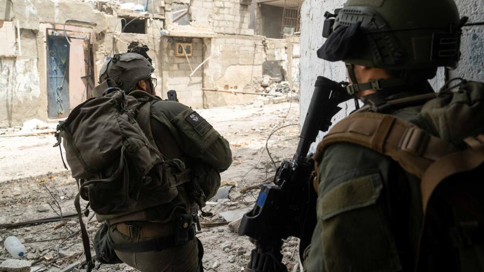 El ejercito israelí ya controla la frontera de Gaza con Egipto. Foto EFE.