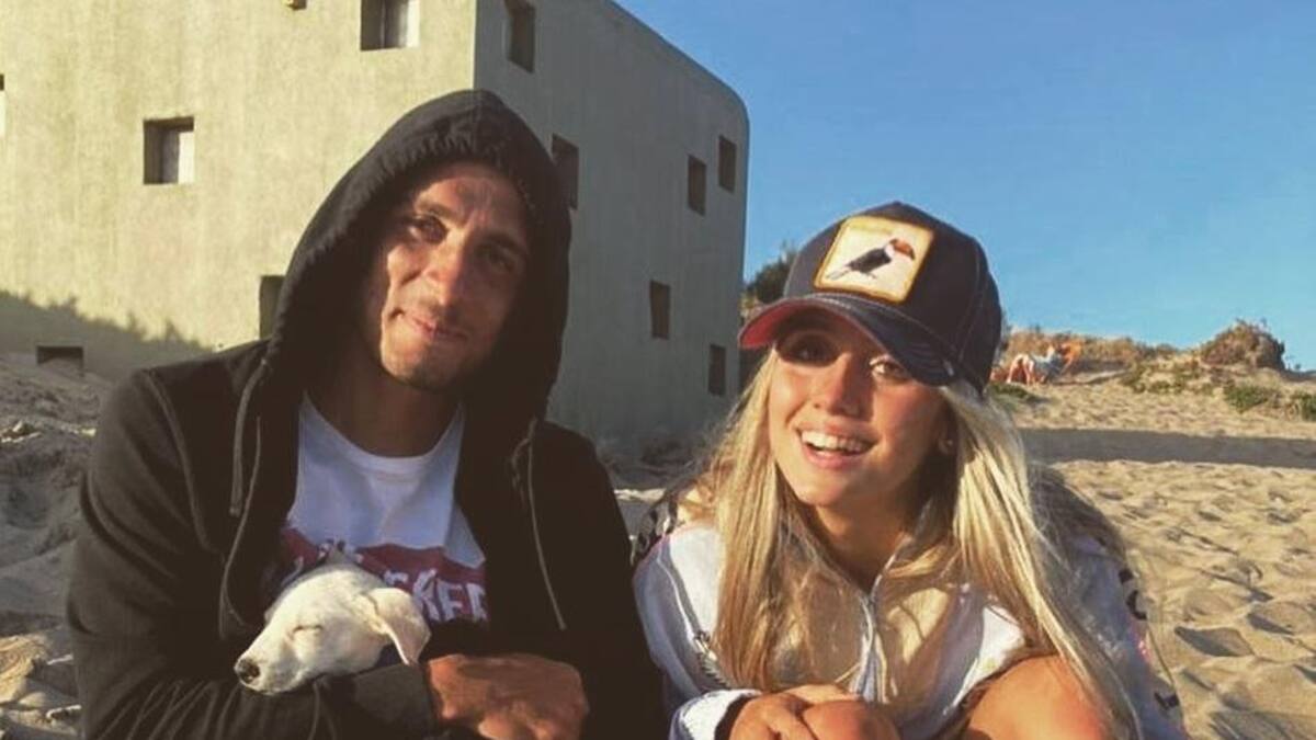 Morena Beltrán y su novio. Foto: Instagram.