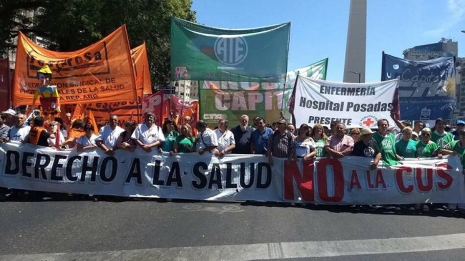 Marcha Federal por la Salud en el Centro porteño