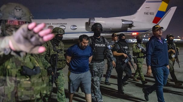 El narcotraficante “Fito” Macías, uno de los criminales más buscados de Ecuador, fue extraditado a Estados Unidos