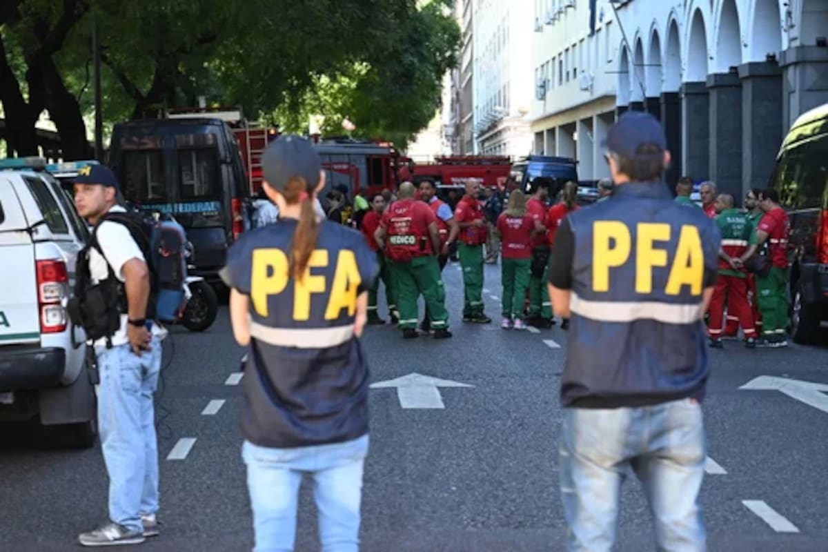 Explosion en Escuela Superior de Gendarmeria.
