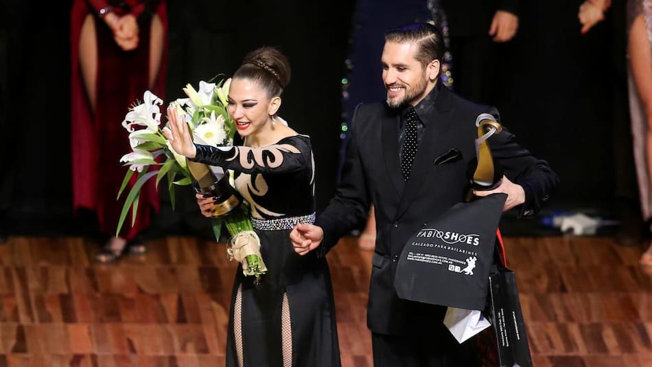Fernando Rodríguez y Estefanía Gómez, campeones en la categoría escenario del Mundial de Tango, REUTERS