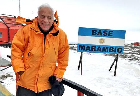 Doctor Alberto Cormillot en la Antártida