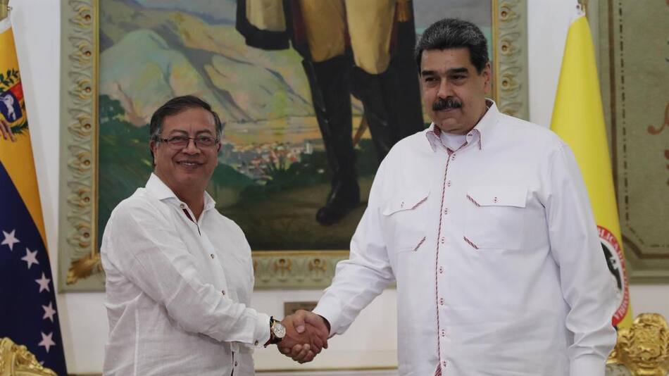 Gustavo Petro y Nicolás Maduro. Foto: EFE
