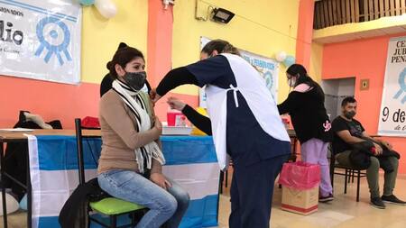 Vacunación, coronavirus en Argentina, NA