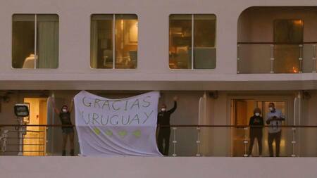 Crucero australiano que llegó a Uruguay, REUTERS