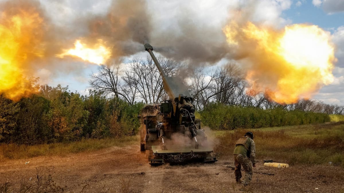 Guerra entre Rusia y Ucrania. Grupo de artillería ucraniano. Foto: NA.