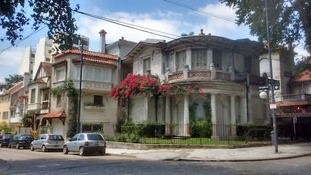 Casa en Avenida de los Incas y Corregidores