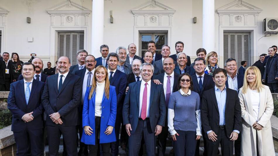 Alberto Fernández, firma de acta de compromiso federal, Rosario, elecciones 2019