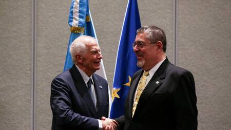 Arévalo y Borrell, Guatemala y Unión Europea. Foto: Reuters.
