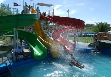 Parque acuático de las termas de Gualeguaychú. Foto: Termas de Gualeguaychú