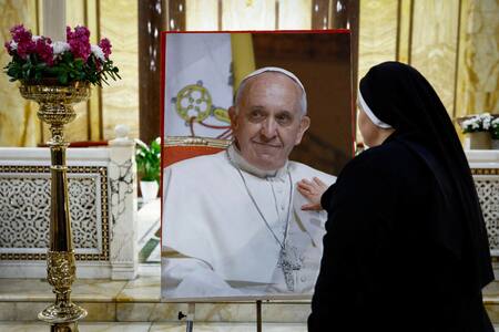 Despedida multitudinaria al papa Francisco en el Vaticano. Foto: REUTERS/Matteo Minnella