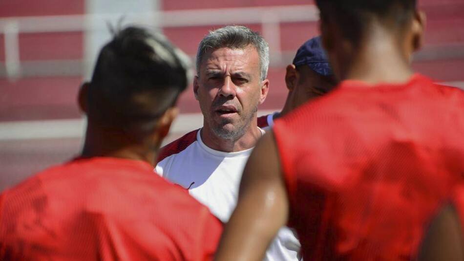 Lucas Pusineri, DT de Independiente, fútbol argentino, Foto NA