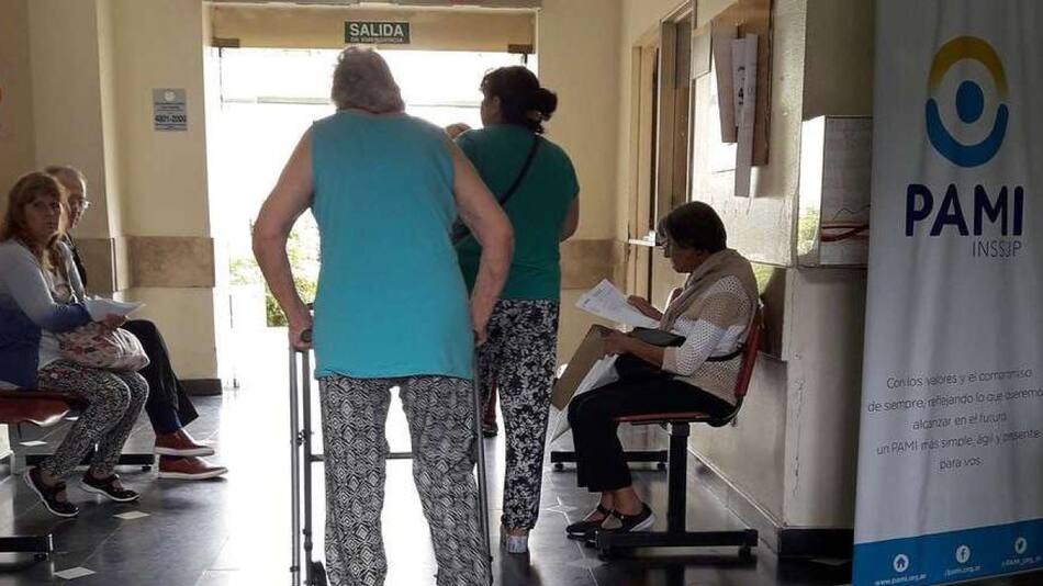 Algunos afiliados podrán tener descuentos del 100% por PAMI en sus medicamentos. Foto: Archivo.