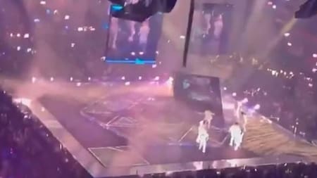 El momento cuando cayó la pantalla. Foto: captura video NA.