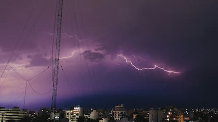 El SMN anunció seis días de tormentas fuertes y lluvias intensas: qué provincia se verá afectada