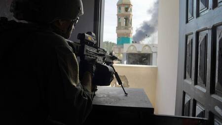 Soldados israelíes en la Franja de Gaza; guerra Israel-Hamás: Foto: X @idfonline