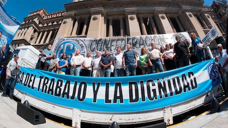 La CGT se presentó en Tribunales para pedir que la reforma laboral sea declarada inconstitucional
