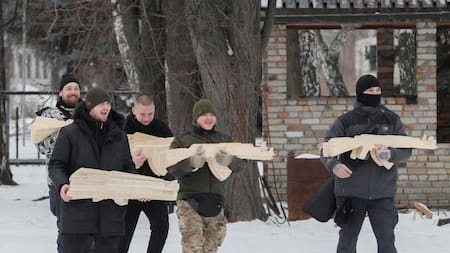 Ejercicios militares para civiles en Kiev, Ucrania. EFE