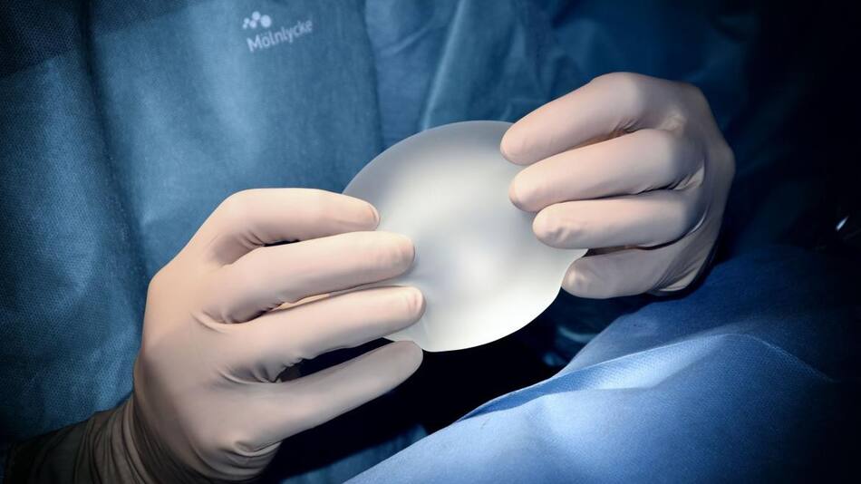 Implantes mamarios. Foto: Unsplash