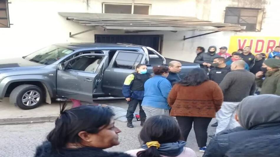 Le intentaron robar su camioneta, le sacó el arma y mató al ladrón, Rafael Castillo, La Matanza