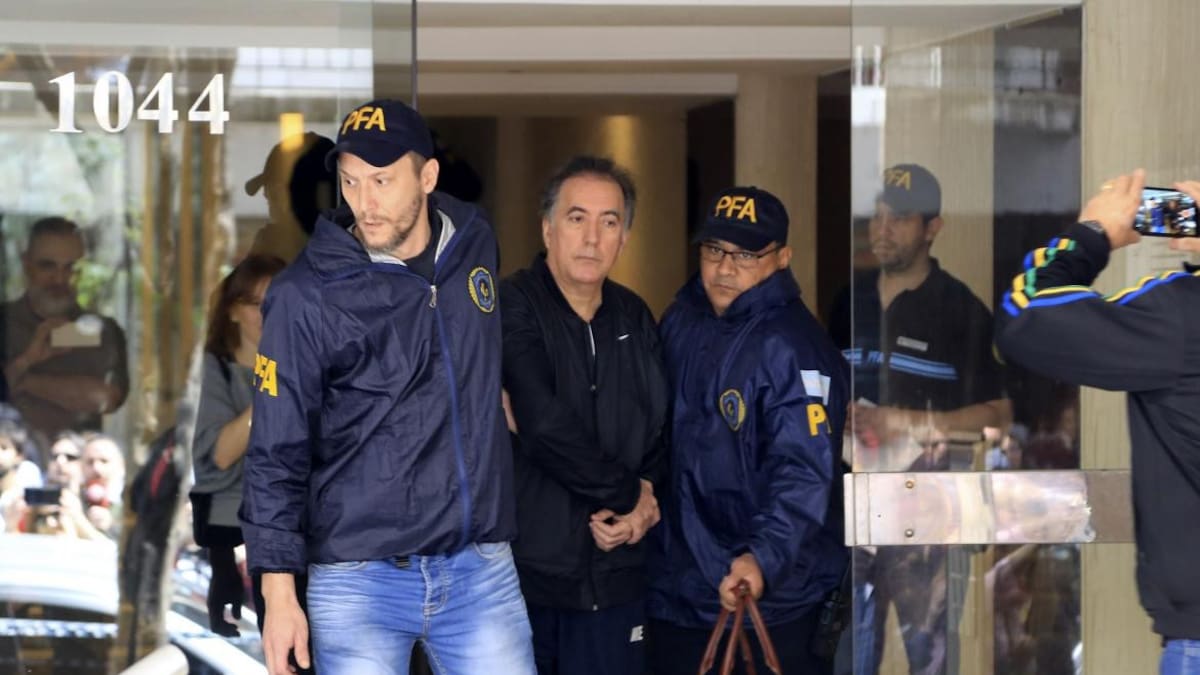 Detención Oscar Thomas - Agencia NA