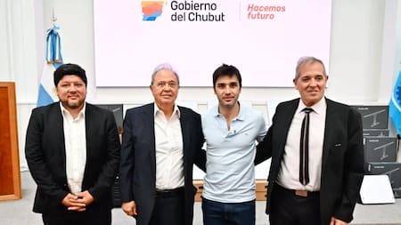 Acuerdo entre Telecentro y Chubut: se instalaron 120 antenas satelitales en escuelas para mejorar la conectividad