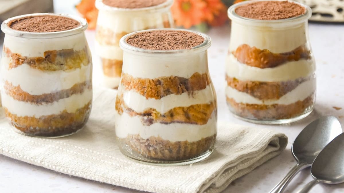 Vasitos de tiramisú.