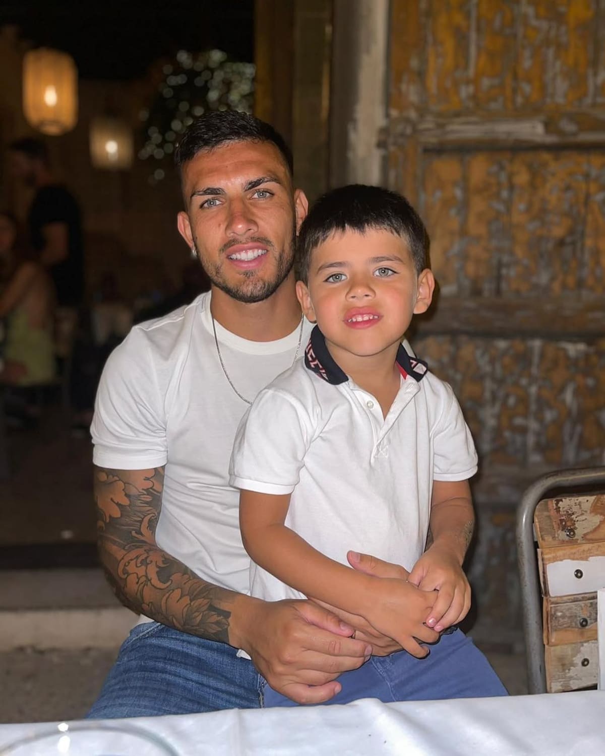 Leandro Paredes y su hijo Giovanni