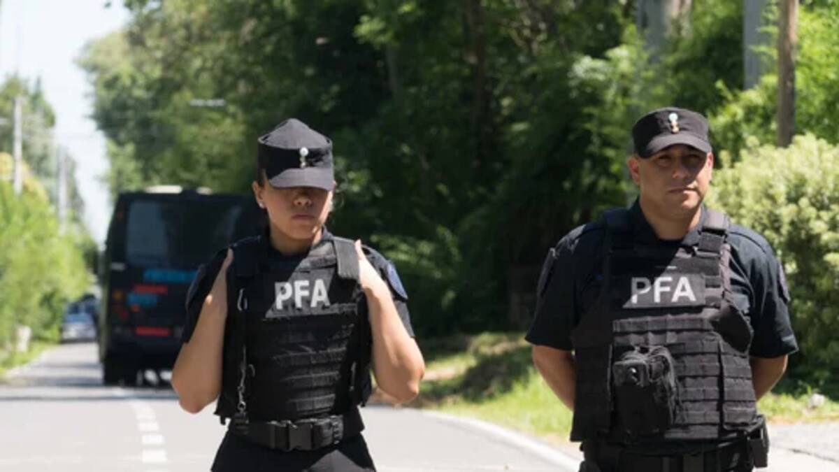 Allanamientos en la mansión vinculada a la causa AFA.