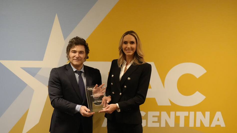Javier Milei junto a Lara Trump en la previa de la CPAC Argentina. Foto: Presidencia.