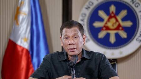 Presidente filipino impuso aislamiento a niños de 10 a 14 años "Pongan su atención a la televisión dodo el día"