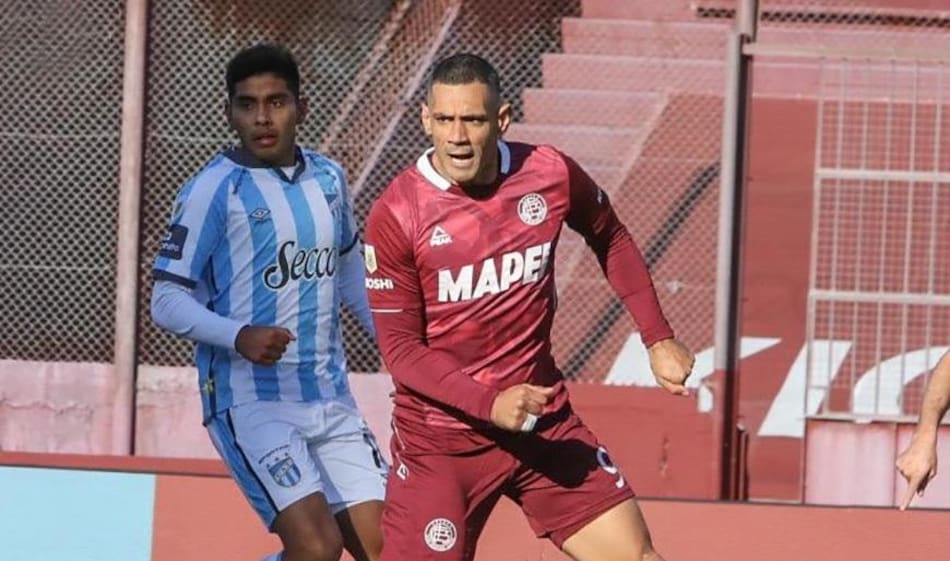 Lanús vs Atlético Tucumán, fútbol argentino, NA