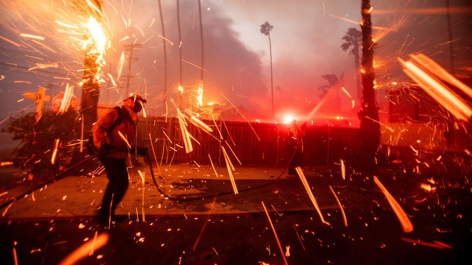 Incendio en Los Angeles, California. Foto: Reuters.