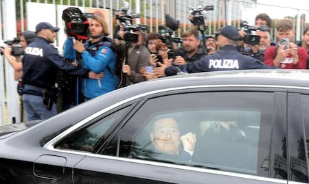 Alta médica para Silvio Berlusconi. Foto: EFE.